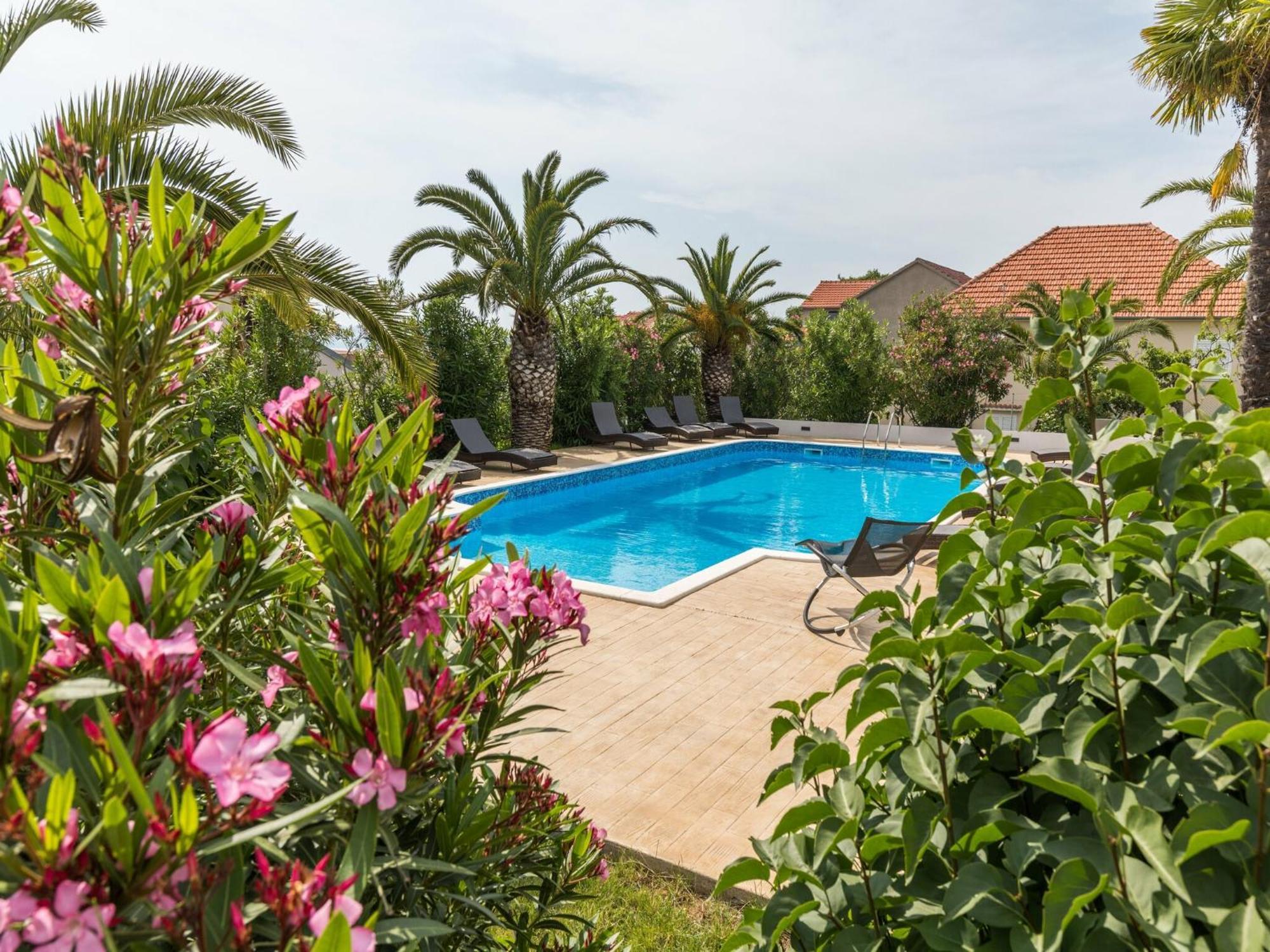 Scenic Holiday Home In Bibinje Near Sea מראה חיצוני תמונה