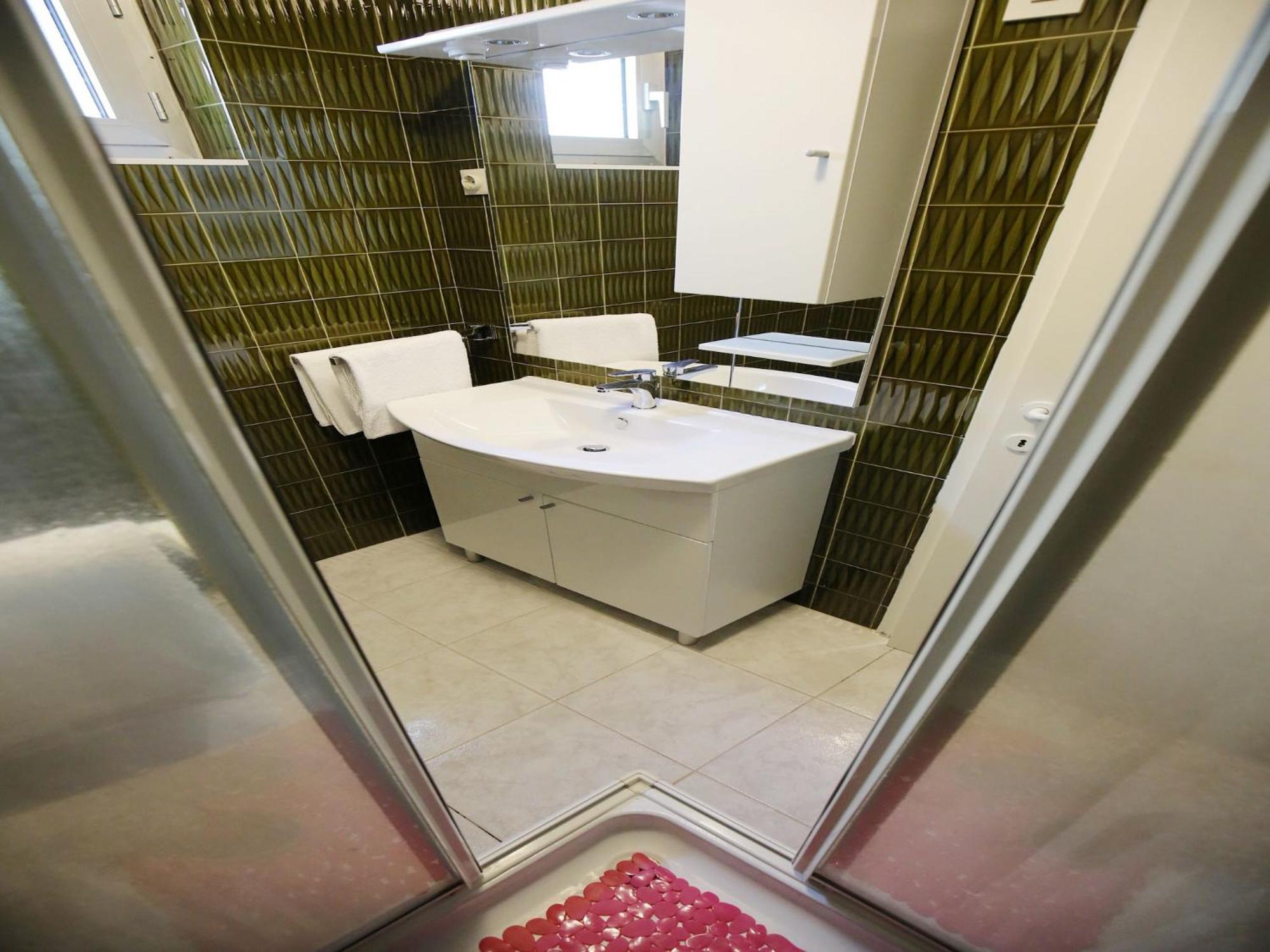 Scenic Holiday Home In Bibinje Near Sea מראה חיצוני תמונה
