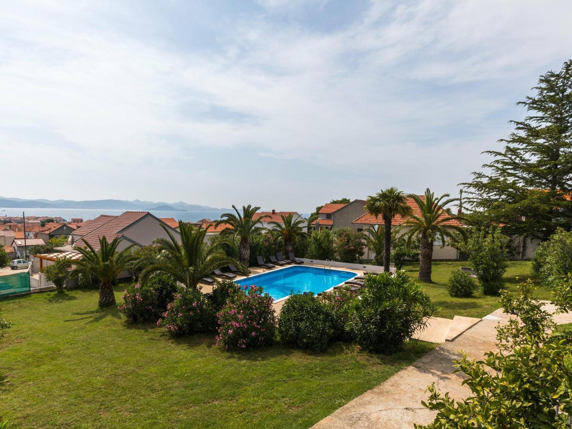 Scenic Holiday Home In Bibinje Near Sea מראה חיצוני תמונה
