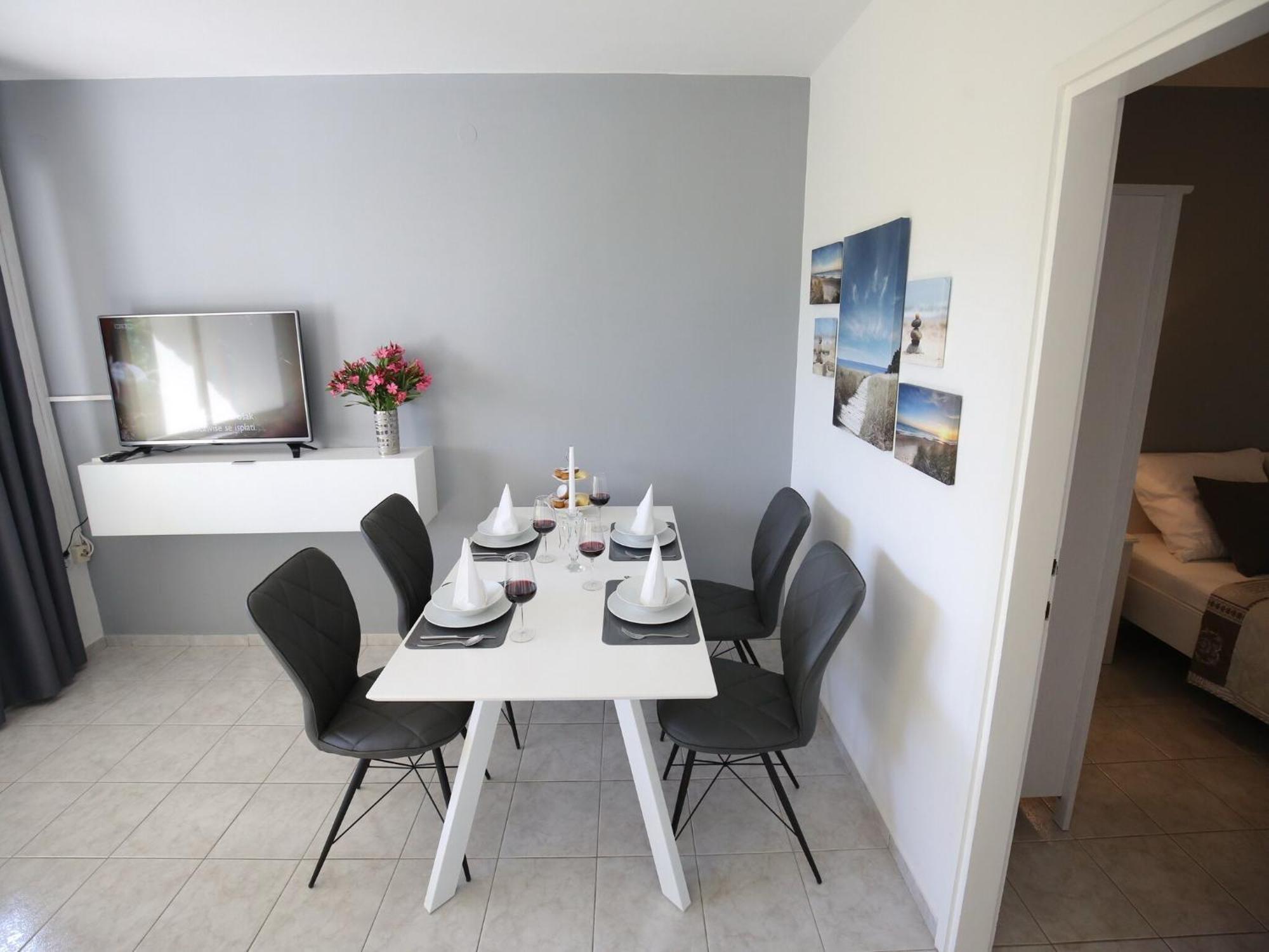 Scenic Holiday Home In Bibinje Near Sea מראה חיצוני תמונה